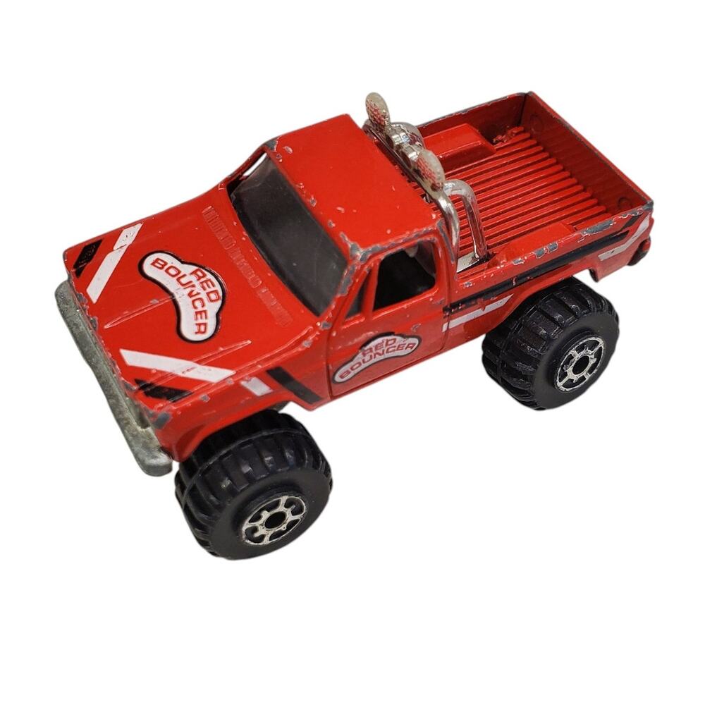 Road Champs GMC High Roller Red Bouncer 1982 Diecast Truck 1/64 Scale